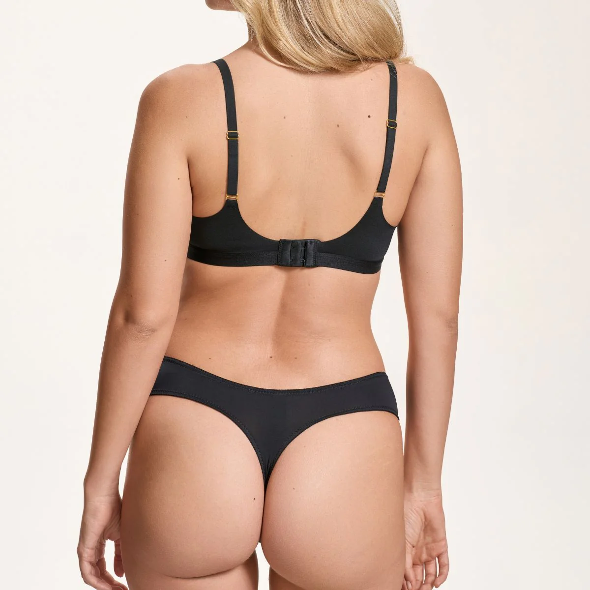 Office Elegance - Wireless Push-up Bra