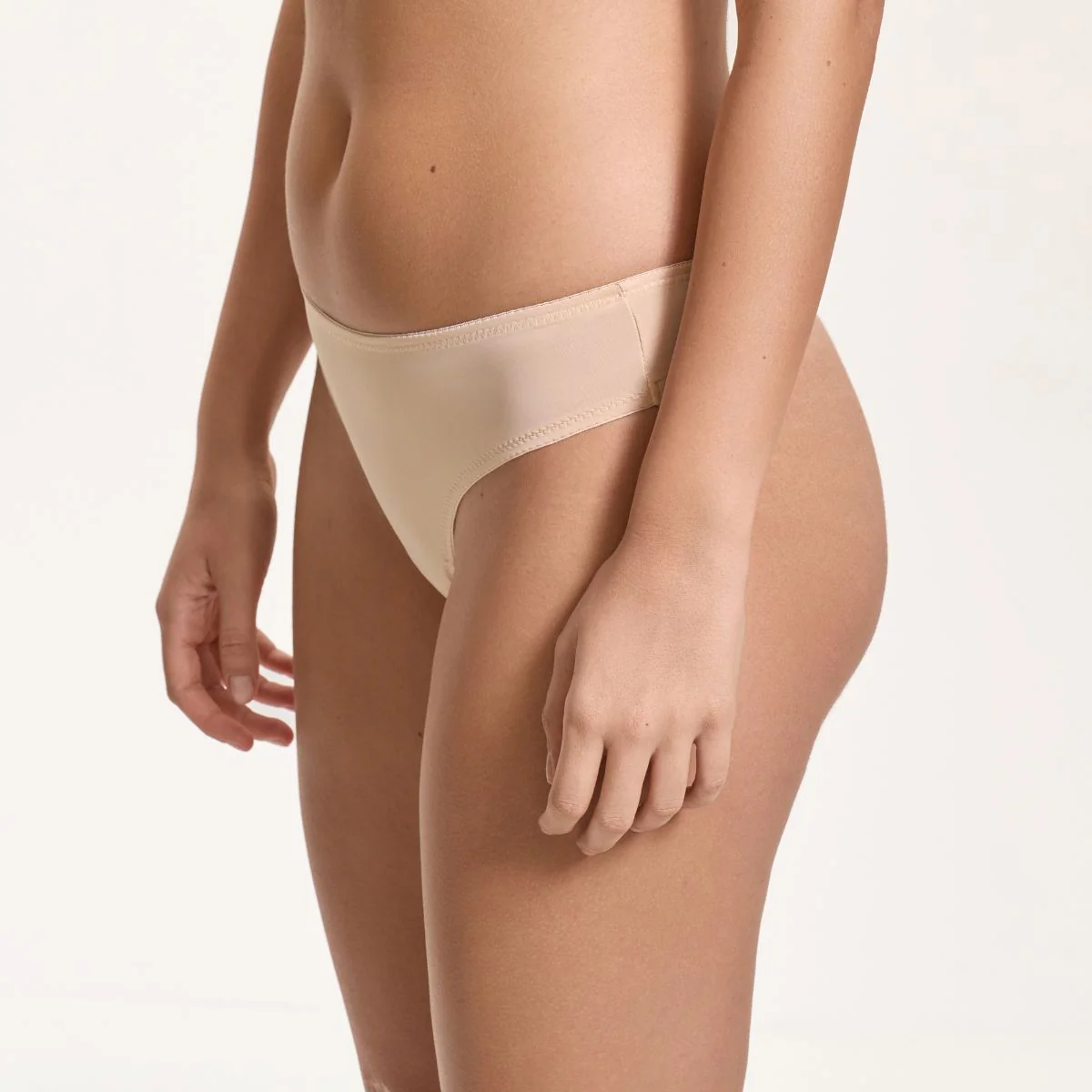 Classic Thong (ASBeige)